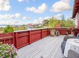 5 person holiday home in KLOKKARVIK