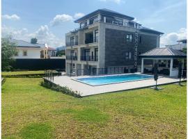 Home Xperience Luxury Apartments，位于林贝的酒店