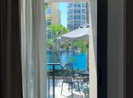 Pool Access Room Near Beach And Town