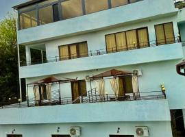Hotel balcony，位于库塔伊西的酒店