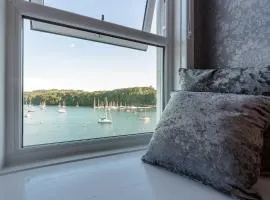 Mishnish Hotel