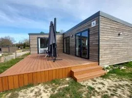 2 Bedroom Beautiful Home In Ambon