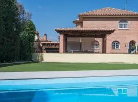 Casa Espada Tizona by Toledo AP