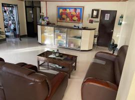 ESA Hotel，位于Roxas的酒店