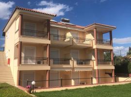 Τηλεμαχος Apartments，位于卢特拉艾季普苏的酒店