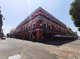 Hotel Del Portal, Puebla，位于普埃布拉的酒店