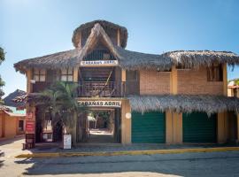 OYO Cabañas Abril, Mazunte，位于马祖特的酒店