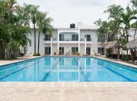 Capital O La Joya Del Lago