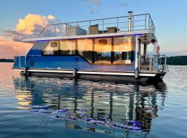 Nena Hausboot，位于柏林的酒店