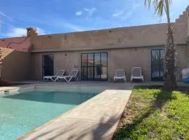 Villa exclusive piscine privée proche centre - ARK Realty