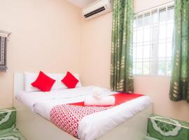 OYO 1224 Hotel Hajah Rohayah，位于丹戎马林的酒店