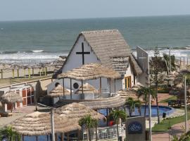 Hotel Presidente Beach Playas，位于普拉亚斯的酒店