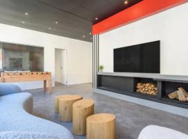 The Club 1BR in Gemmayze，位于Al Mudawwar的酒店