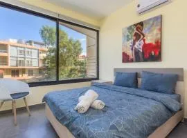 Cozy Batroun Souk 2-BR Apartment