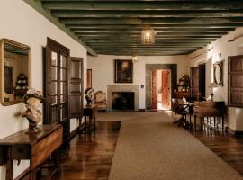 Hotel PAX Casona del Busto，位于普拉维亚的酒店