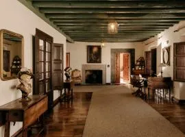 Hotel PAX Casona del Busto