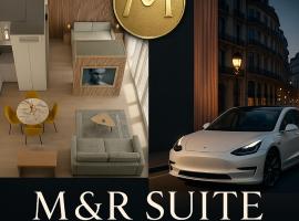 M&R suites LAS RAMBLAS，位于圣克鲁斯-德特内里费的酒店