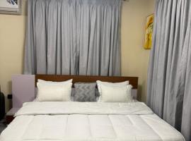 Dominion Luxury Apartments，位于Lashibi的酒店