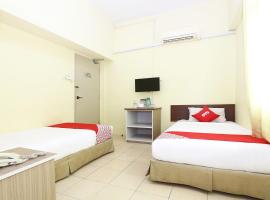 Super OYO 89651 Harmoni Hotel