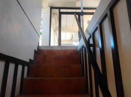 OYO 1062 Casa Edna Microtel And Function Hall，位于Aplaya的酒店