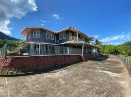 OYO Home 90287 Rb Homestay & Farms，位于古晋的酒店
