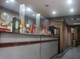 OYO 1011 First Hotel