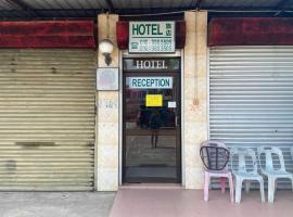 OYO 90885 Bera Pentagon Inn，位于Kampong Kerayong的酒店