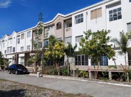 OYO 921 Sorrento Hotel And Resort，位于Laslasong West的酒店