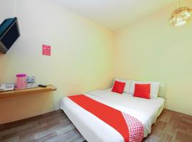 OYO 479 The Green Hotel，位于安邦的酒店