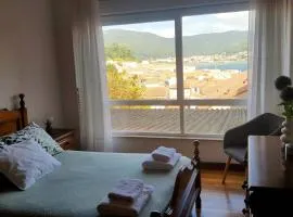 En Muros, céntrico, amplio, luminoso, vistas al mar