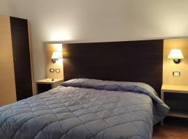 Le Camere del Corso，位于玛格丽塔萨沃亚的酒店