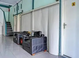 OYO 91731 Home Stay Elis Cateliya Syariah