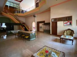 OYO 93176 Hotel Savira Near Barru，位于Barru的酒店