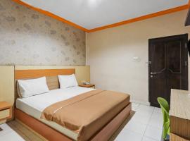 Collection O 93163 Hotel Grand Kartika，位于Parepare的酒店
