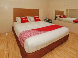 Super OYO 92674 Hotel Ciputat，位于South Tangerang的酒店