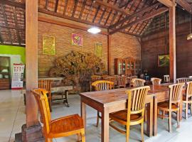 Super OYO 3693 Kopi Klotok Homestay Syariah，位于马格朗的酒店