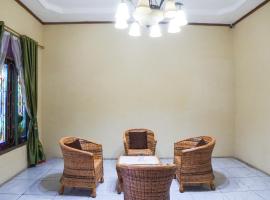OYO 92075 Sky Residence Mawar，位于Sunggal的酒店