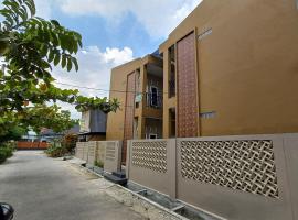 SPOT ON 93428 Pinus Jaya SyariahNearTaman Amaryllis Pekanbaru，位于Palas的酒店