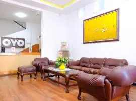 OYO 354' 32 Guest House