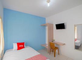 OYO 90637 Rumah Ni Karo，位于Sunggal的酒店