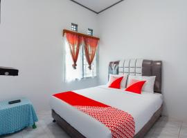 OYO 2903 Putri Residence Syariah，位于武吉丁宜的酒店