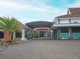 OYO 1984 Hotel Istana Family Syariah