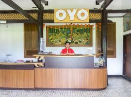 Super OYO 942 Srikandi Hotel，位于巴芝丹的酒店