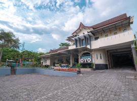 OYO 1962 Anugerah Wisata Hotel，位于日惹的酒店