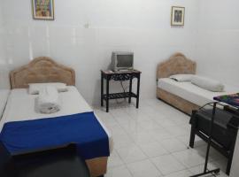 EXPRESS O 91176 Hotel Puri Gandaria，位于Parepare的酒店