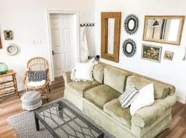On 30A New 1BR Apt. w KING 10min walk to beach