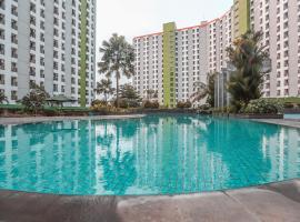 OYO 498 Green Lake View Ciputat，位于庞多克卡贝希利尔的酒店