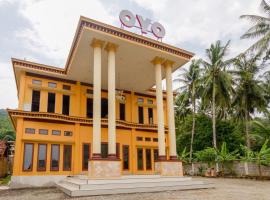 OYO 2978 Karanggoso Indah Hotel，位于Trenggalek的酒店