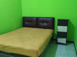 OYO 3887 Potreh Mastekah 2，位于泗水的酒店