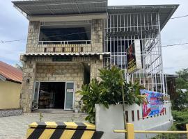 OYO 93052 Batodupi Guesthouse Syariah Near Buttu Kasambi，位于Membura的酒店